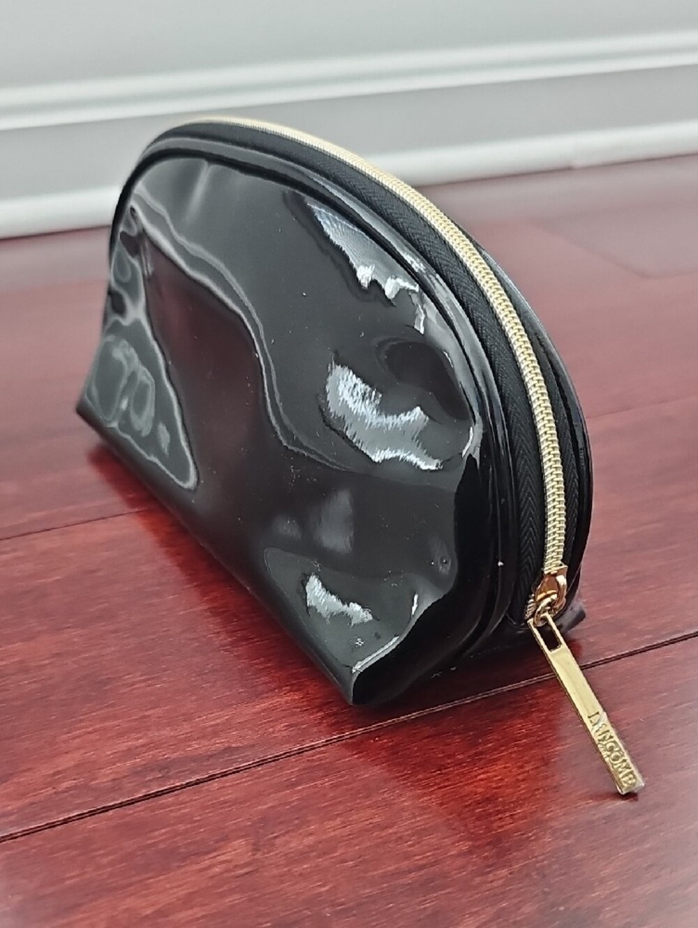 Black Patent Cosmetic Pouch with Eyelash Detail - Picture 3 of 5